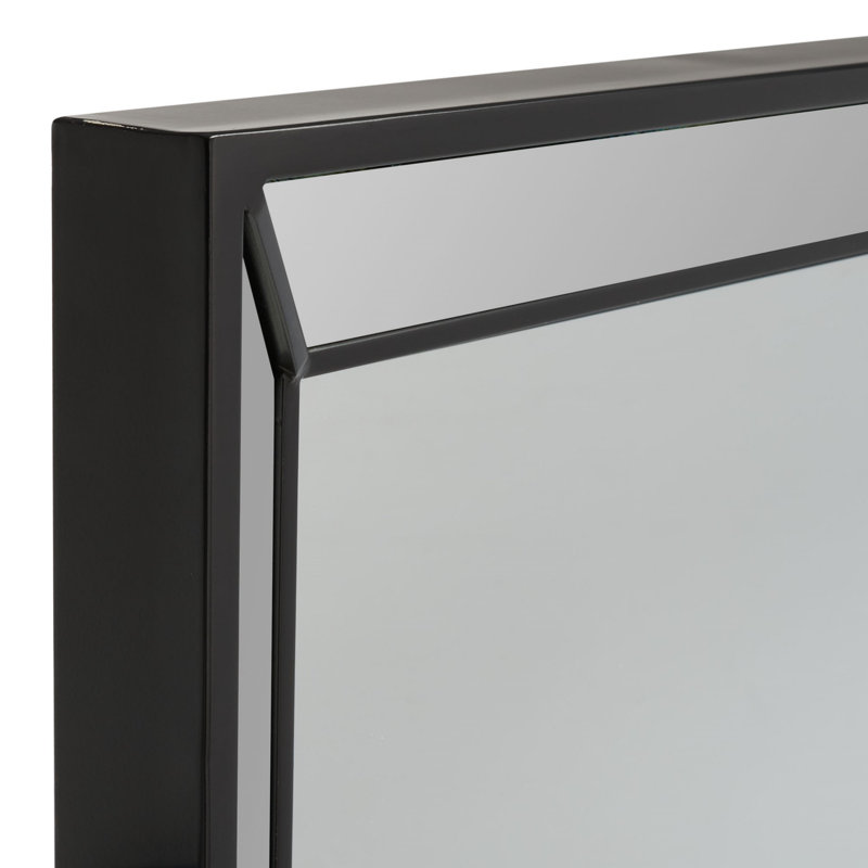 Tavonta Metal Wall Mirror, Black