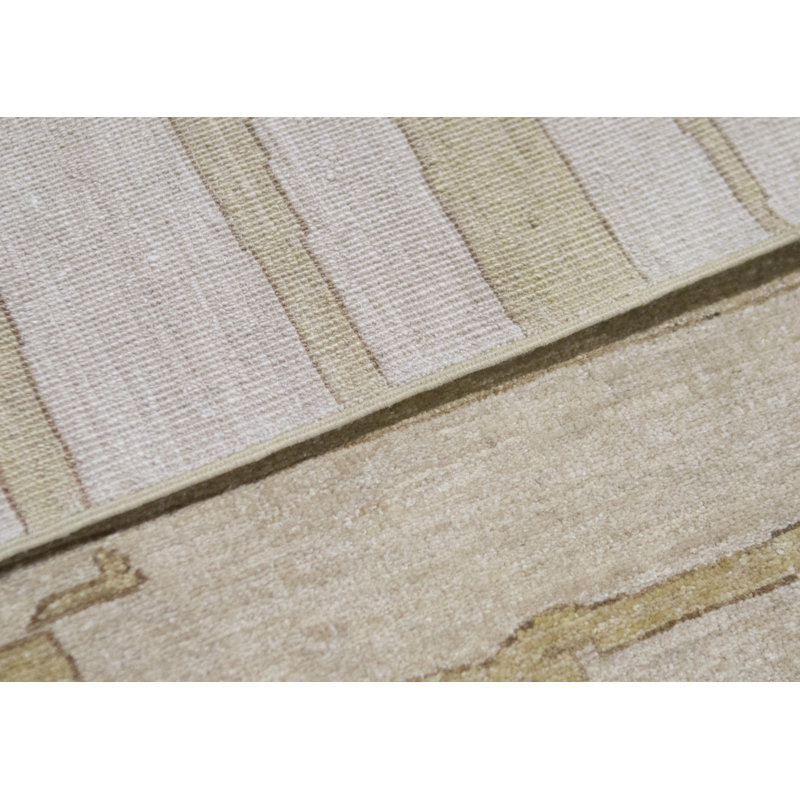 Tapis beige noué à la main de haute qualité