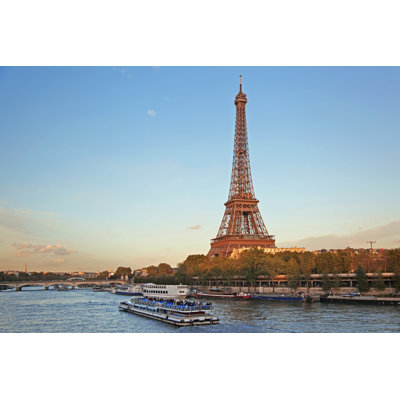 Tour Eiffel Derck à Paris par Extravagantni