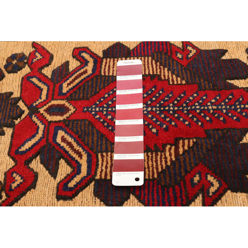 Tapis rouge tadjik 2 pi 8 po x 4 pi 6 po