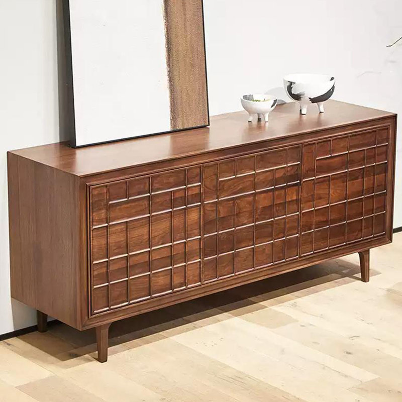 Armoire décorative entièrement sculptée en bois massif