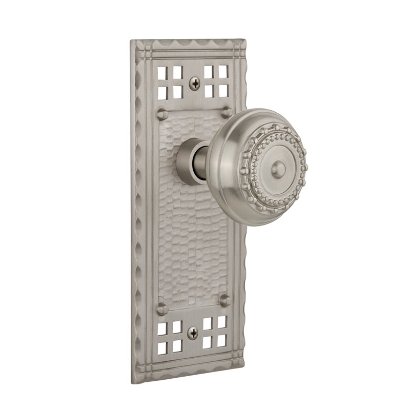 Plaque artisanale avec bouton de porte Meadows, Nickel satiné, 2-3/8 po
