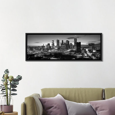 «Panoramic Skyscrapers in a City, Atlanta, Georgia», reproduction de photo sur toile en noir et blanc