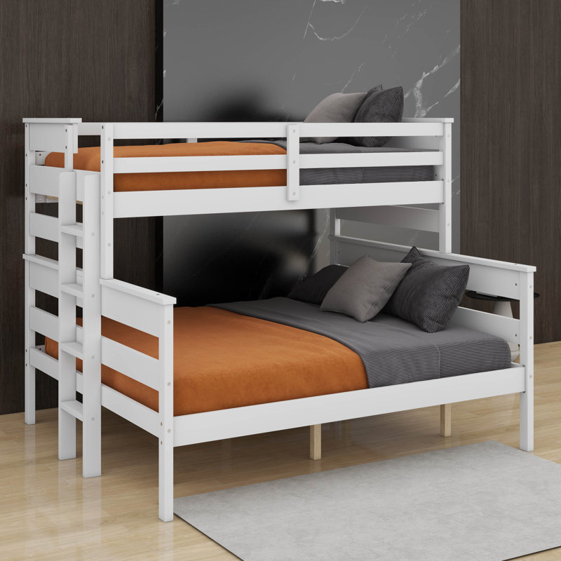 Lit simple superposé au-dessus d'un grand lit simple avec échelle, Blanc
