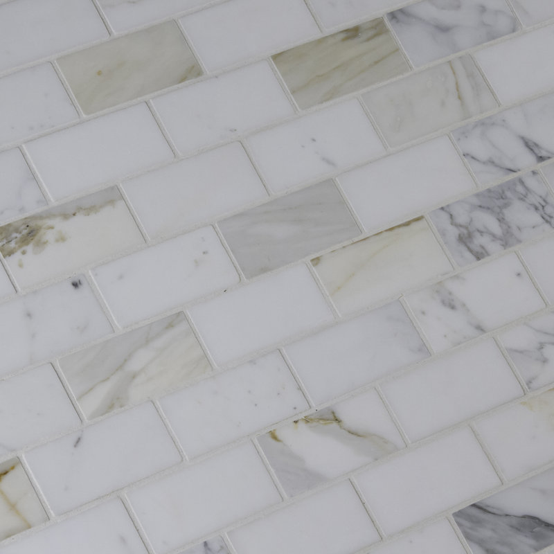 Carrelage mural et mosaïque en marbre poli Calacatta Gold x 12 po x 14 po
