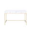 Bureau blanc laqué lustré avec 2 tiroirs et pattes dorés, plateau d'écriture au design élégant