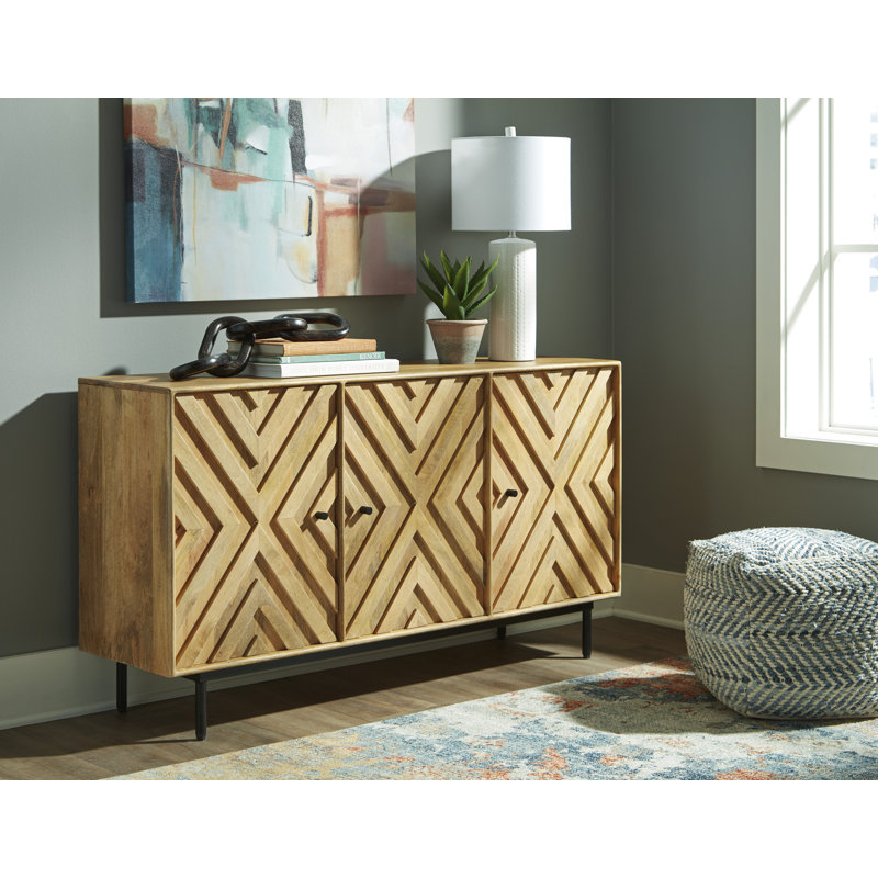 Tomkia Sideboard