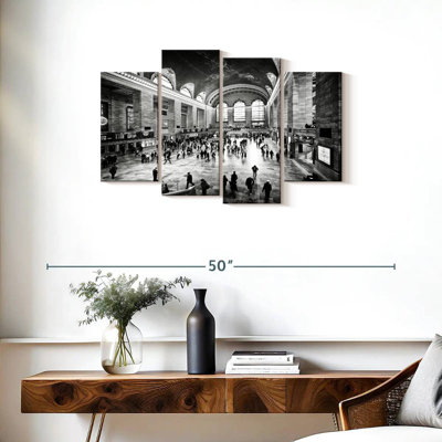 Nicci Grand Central Station New York I