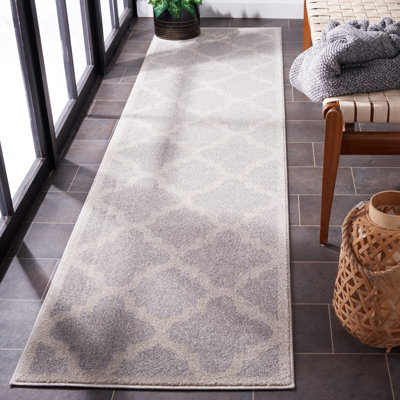 Ammundsen Geometric Light Grey/Beige Area Rug