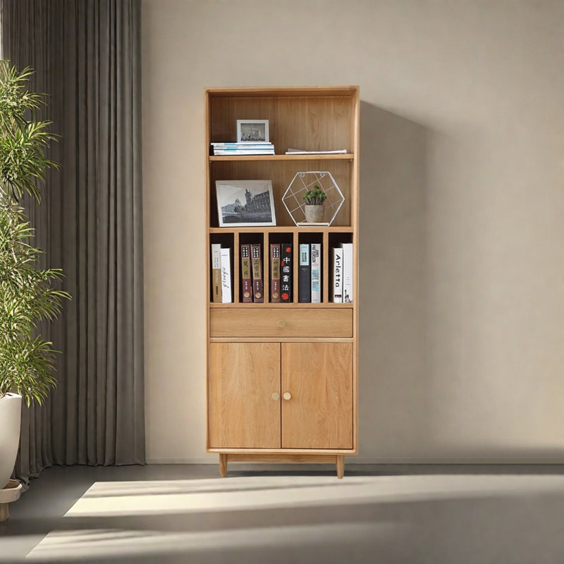 Bibliothèque standard en bois massif Needham H 66,93 "x l 27,56", Chêne