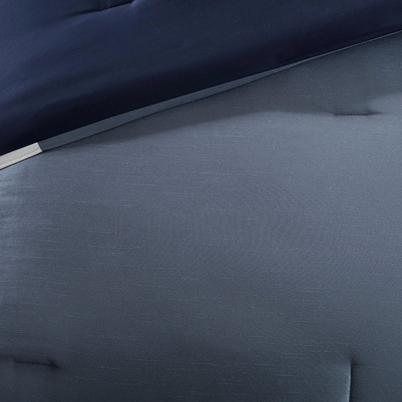 Édredon grand bleu marine 7 pièces - Détails complexes Literie avec édredon, taies décoratives, coussins décoratifs style hôtelier transitionnel