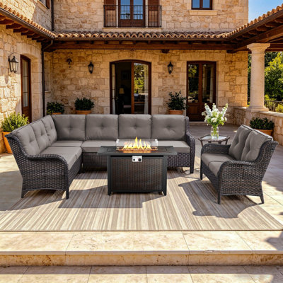 Ensemble de jardin modulaire de 4 pièces en résine tressée avec table de foyer