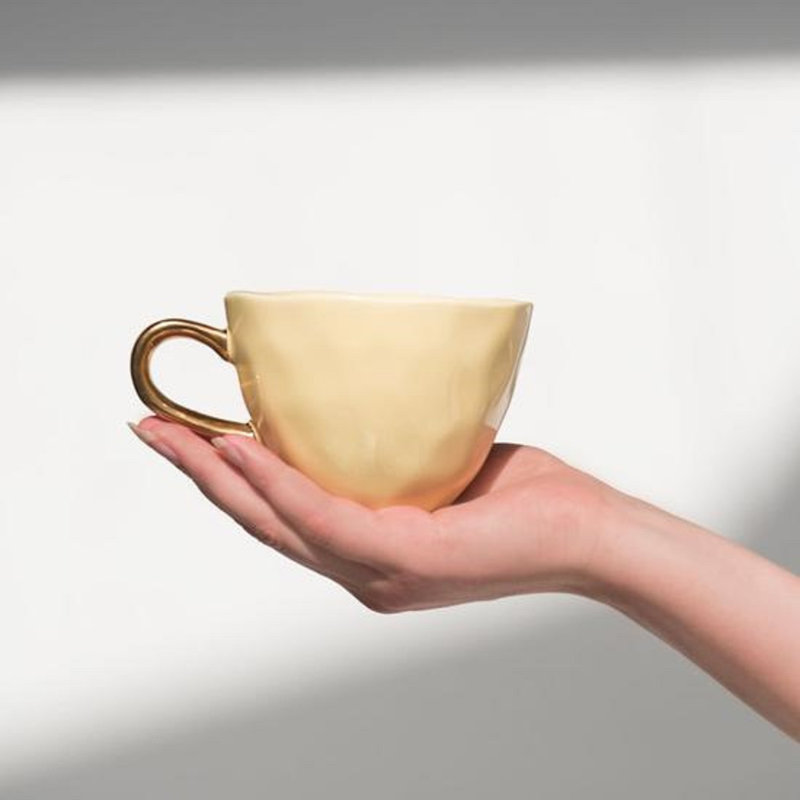 Good Morning Cup, Raphia jaune