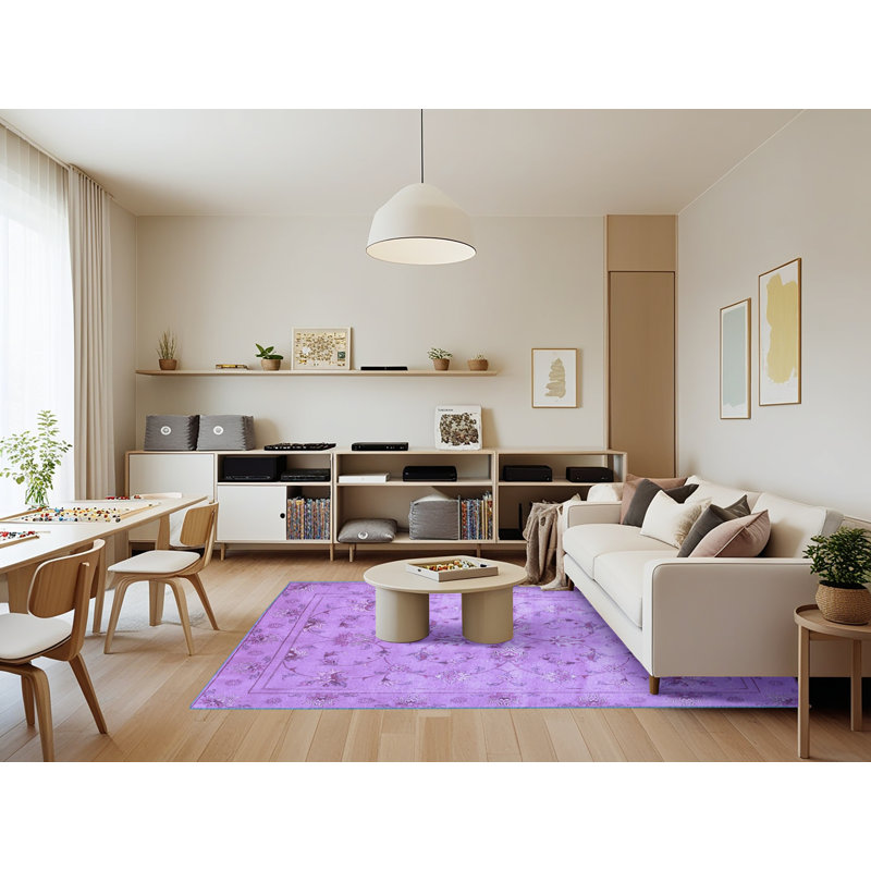 Ilhaan Oriental Indoor Rug, Rectangle 7' x 9'
