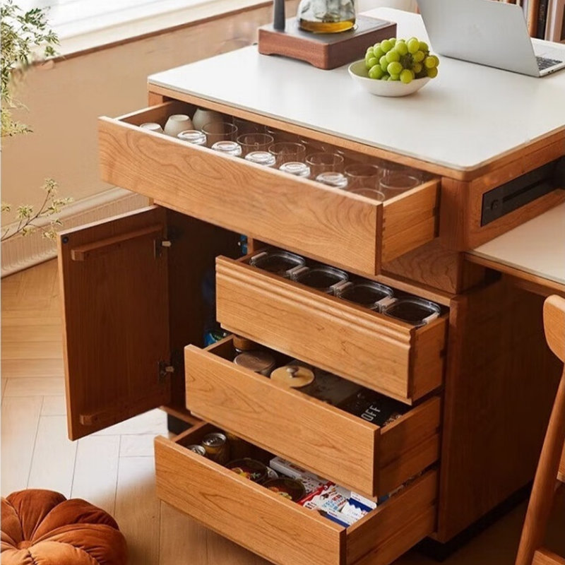 Simple and Retro Retractable Design Dining Table