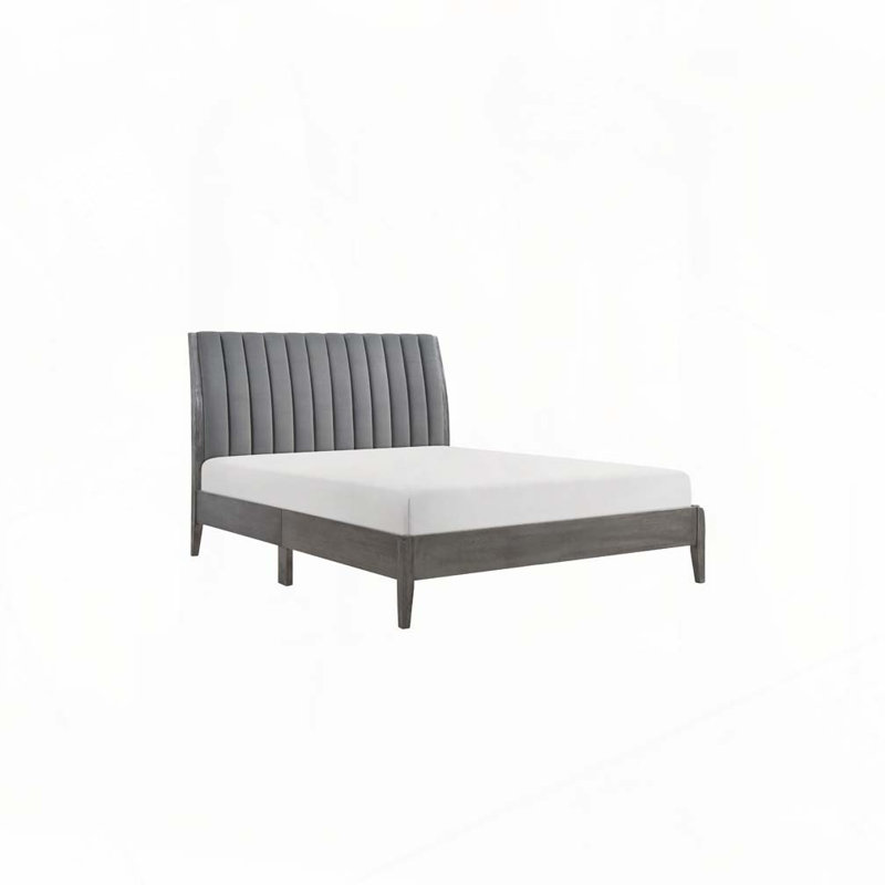 Lit tapissier en velours, Grand lit