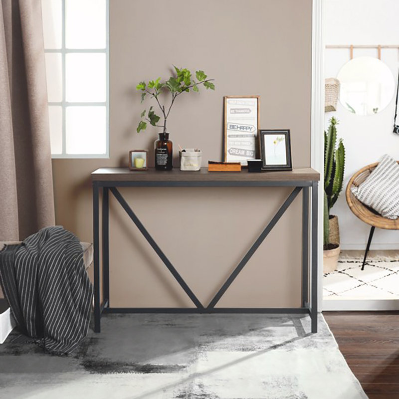 Console 47,29 po Tamajah, Noyer