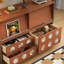 Armoire de rangement d'entrée de style médiéval minimaliste