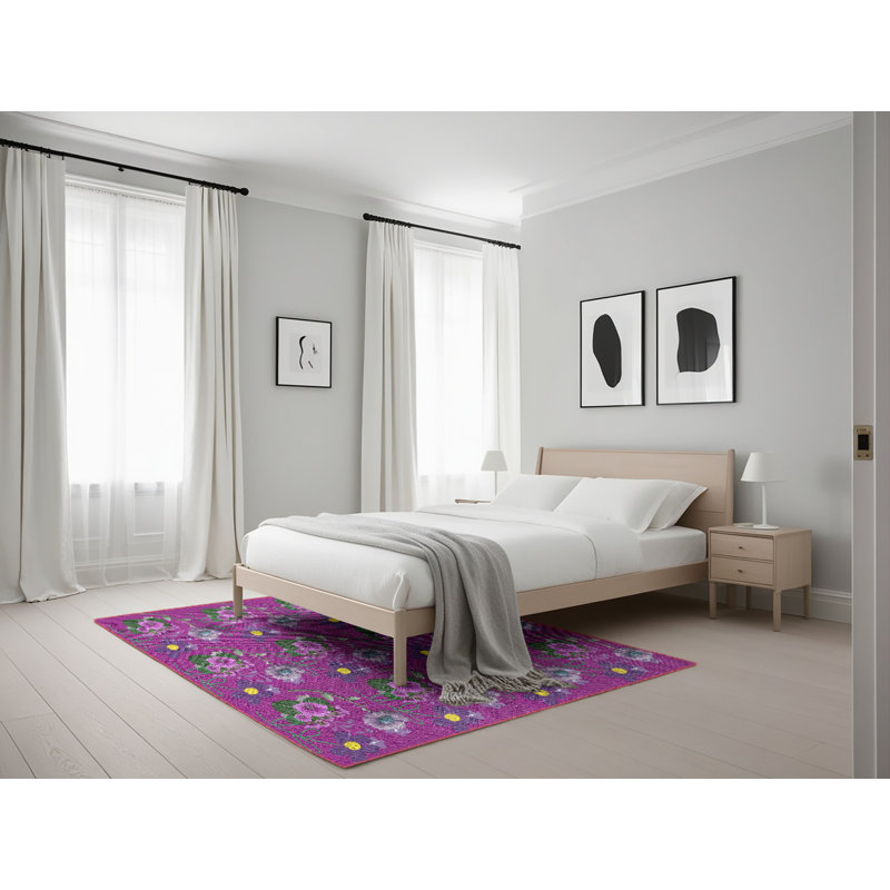 Tapis mauve à motif floral Shayaan, Rectangle 5 pi x 7 pi
