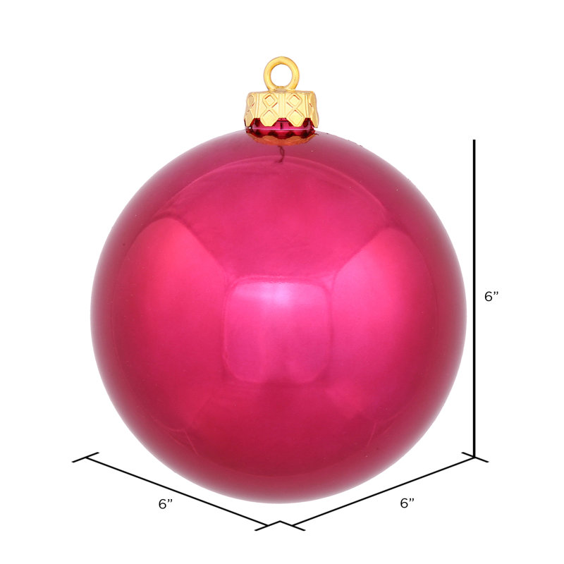 Ornement boule de noël avec capuchon