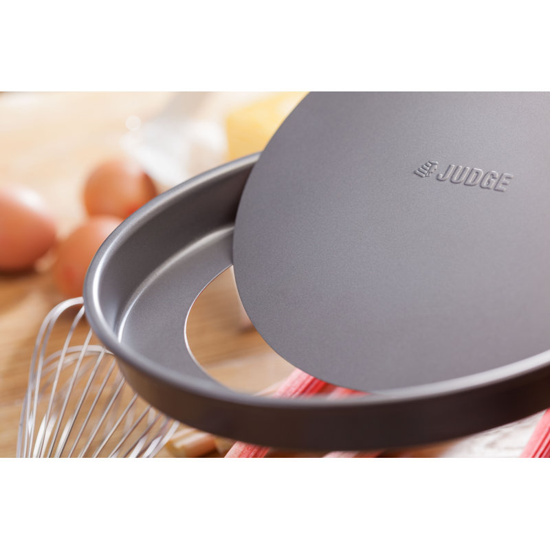 Judge Bakeware, 8"/20cm Non-Stick Round Sandwich Tin, Loose Base