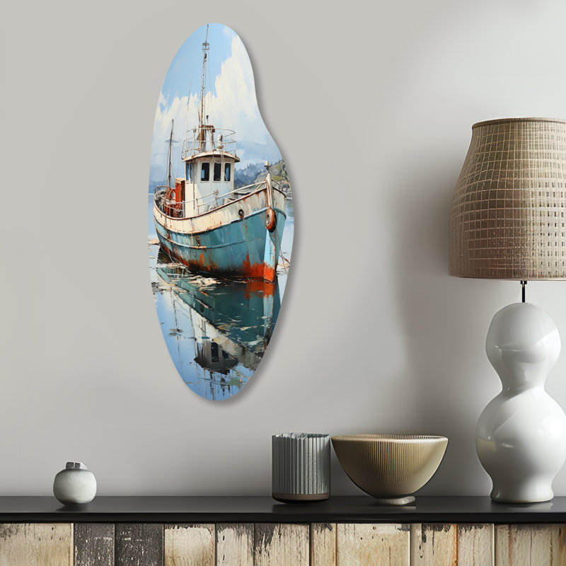 Bateau de pêche au port - art mural asymétrique en forme de bateau côtier, H 30 po x l 11 po