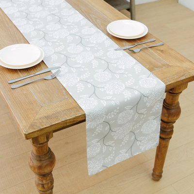 Peony Pattern Table Runner