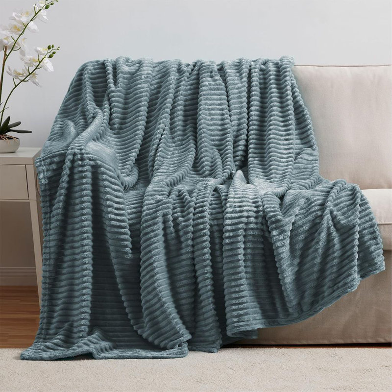 Jeté moelleux et moelleux Nestl, Jeté, Bleu pierre