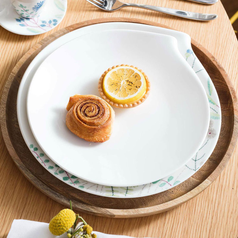 Villeroy & Boch Flow 9" Salad Plate