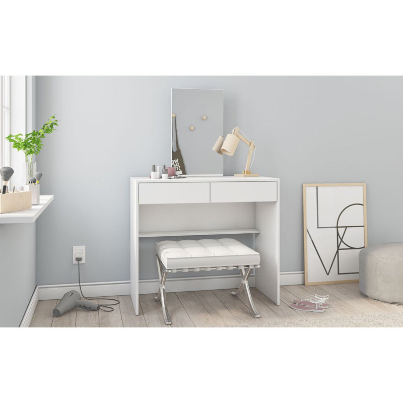 Eemaan Dressing Table with Mirror