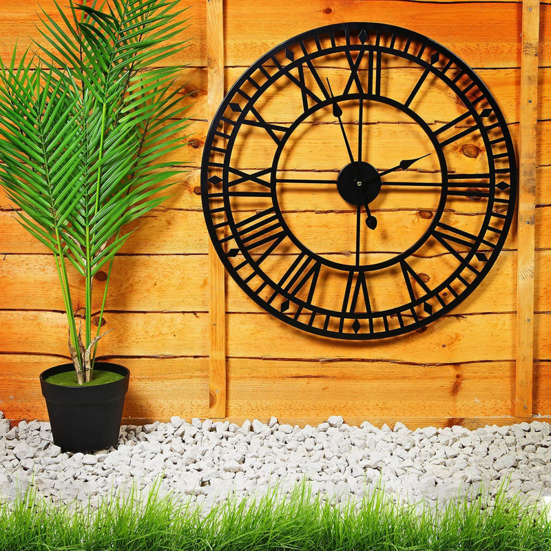 Neida Metal Wall Clock