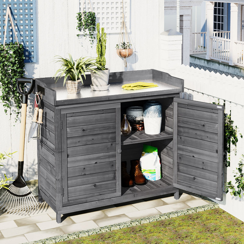 Table de jardin pour l'extérieur, rustique gris 39 po avec plateau de table galvanisé et 2 tablettes, fabriquée en bois de sapin pour armoire de stabilité, crochets latéraux et beaucoup d'espace