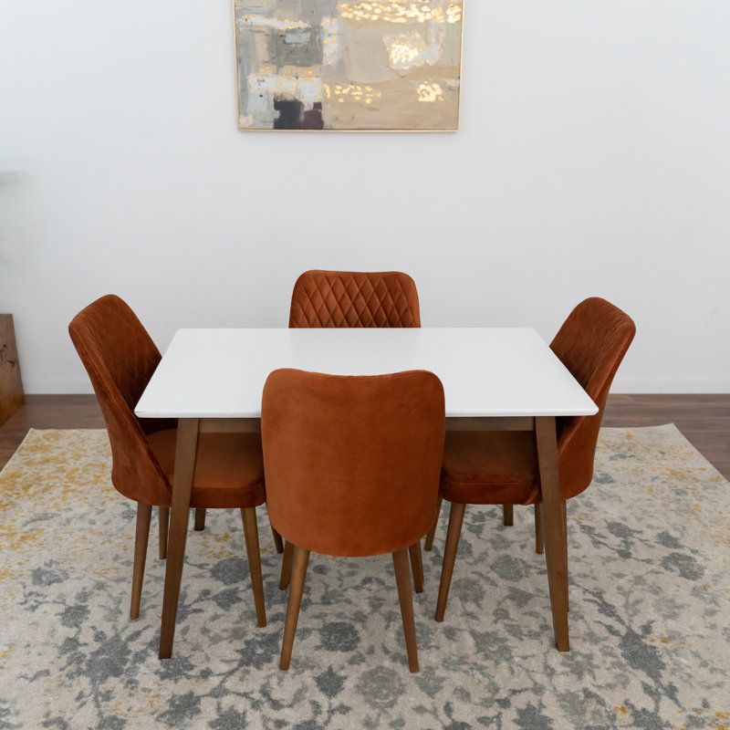 Ensemble de salle à manger en bois massif à 4 places avec chaises rembourrées en velours Fredy, Orange