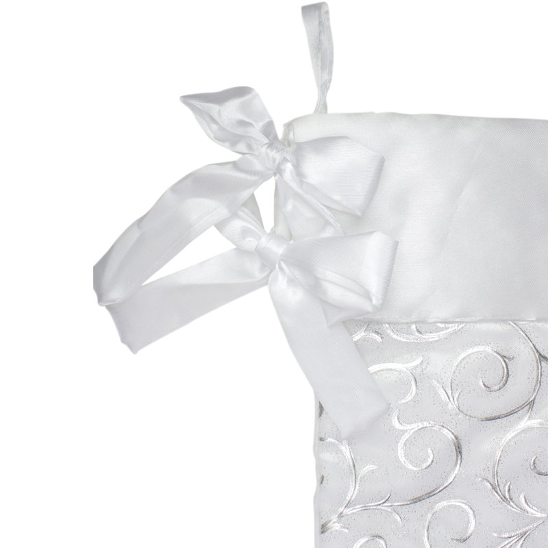 Chaussette de Noël 19 po en filigrane blanc et argent avec nœuds