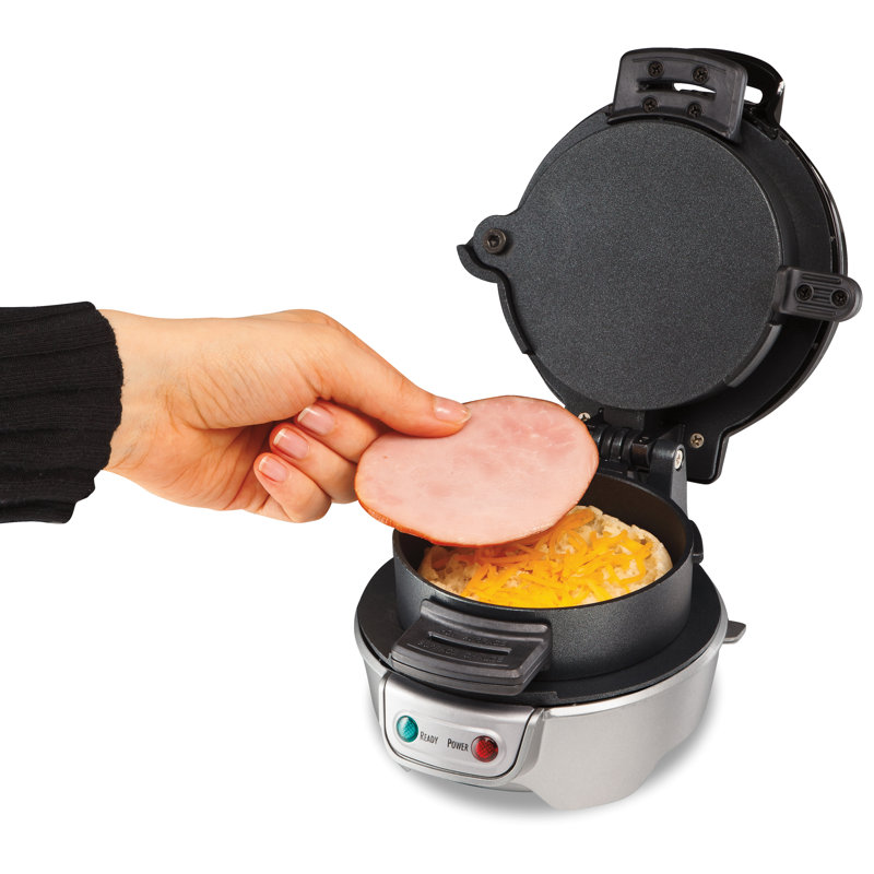 Machine à sandwich pour le déjeuner avec anneau de cuisson des œufs Hamilton Beach, Gris
