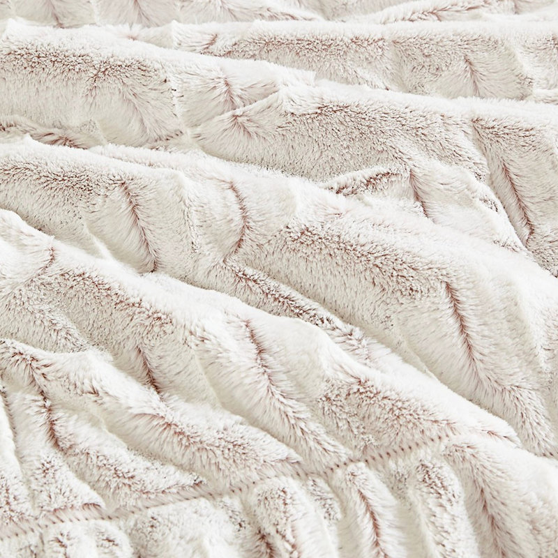 Twin/twin Xl Comforter Bedding - Stylish Long Fur With Faux Mink Reverse And 2-inch Flange Shams Mini Fill