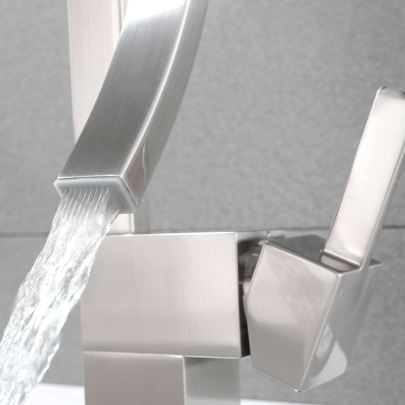 Single-Hole Single-Handle Bathroom Faucet with Drain Assembly