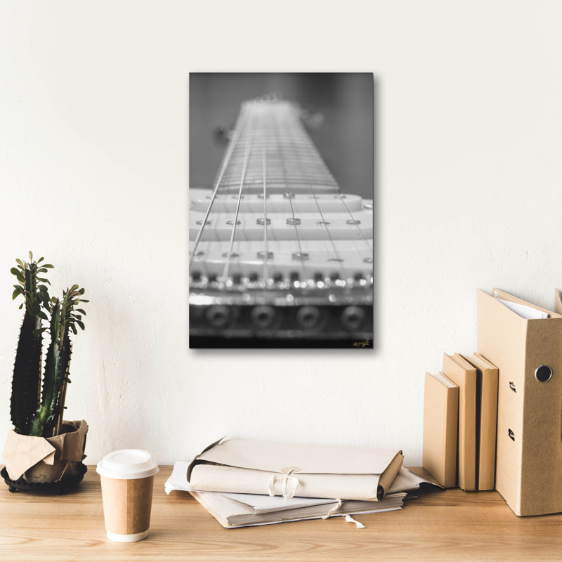 «Epic Graffiti« Close And Reaching Guitare »par Life BeautifuLEE, art mural sur toile, 12 po x 18 po, H 18 po x l 12 po