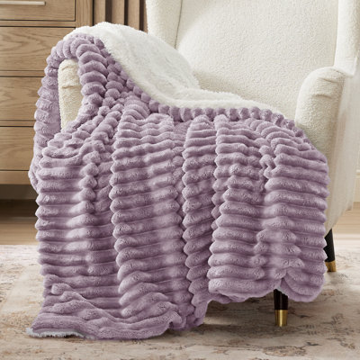 Bedsure Sherpa Throw Blanket For Couch - Super Soft Cozy Fleece Thick Warm Blanket For Winter, Plush Black Throw Gift For Women