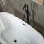 Robinet de baignoire autoportant monocommande à fixation au sol avec douche à main-63530790