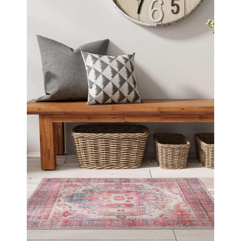 Heeter Oriental Indoor Rug, Rectangle 2' x 3'1"