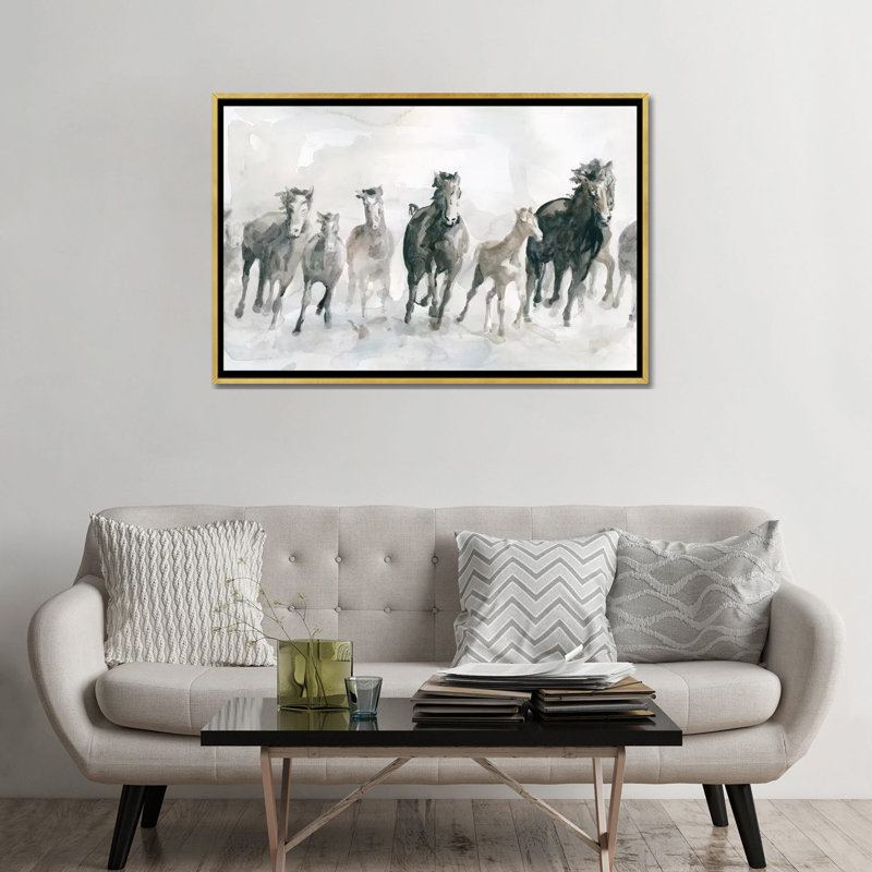 «Run Wild» par Carol Robinson - reproduction, H 32 po x l 48 po x 1,5 po, Toile encadrée d'or, Pas de tapis