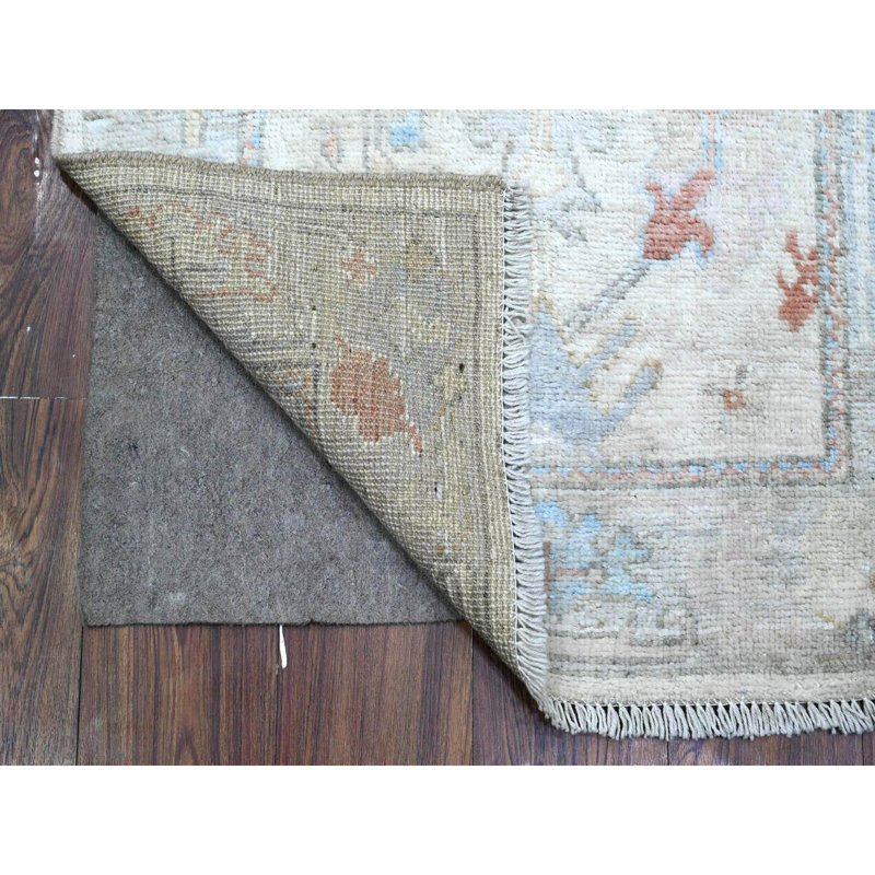 Tapis unique 2 pi 8 po x 19 pi 2 po Boldin