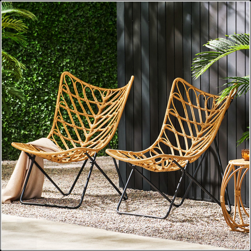 Chaises d'extérieur en osier Bryson, résistantes aux intempéries et élégantes pour une utilisation sur le patio et le jardin