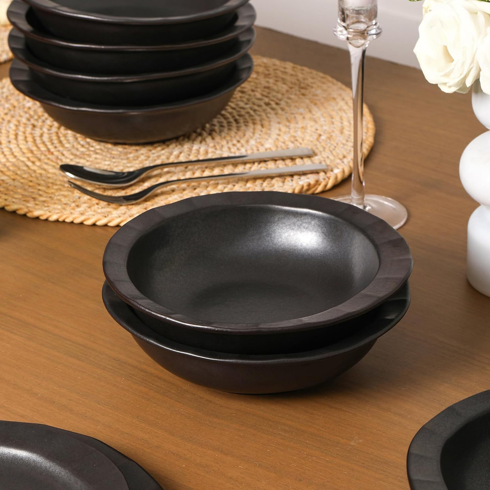 Oasis Stoneware Dinnerware Set, Black