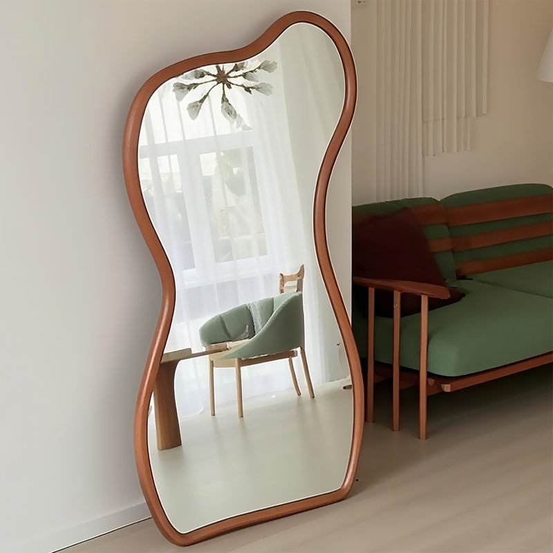Miroir haute définition rétro en forme de noyer, H 66,93 po x l 31,50 po