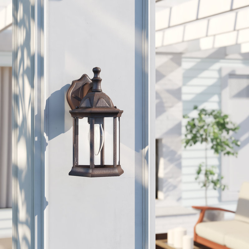 Dafinel Aluminium Wall Light, Rust