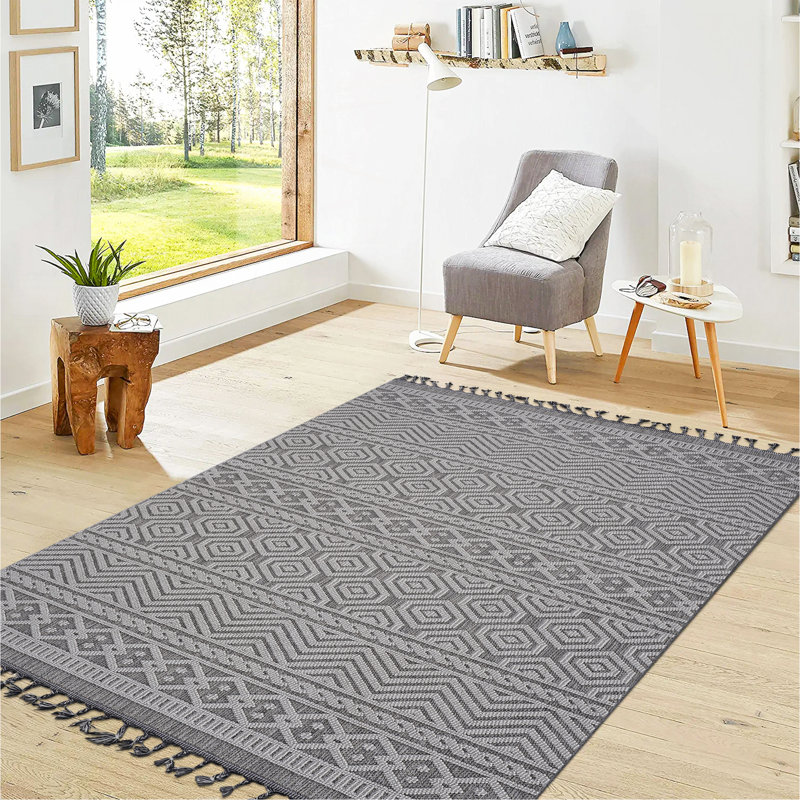 Grey Geometric Indoor / Outdoor Rug, Rectangle 6'7" x 7'9"