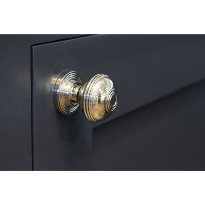 Prestbury 32mm Diameter Round Knob