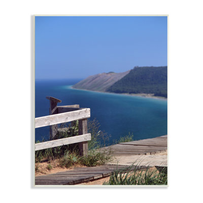 «Coastal Cliff Ocean Boardwalk», photographie nautique de nature XXL encadrée en noir, art texturé par Daniel Sproul